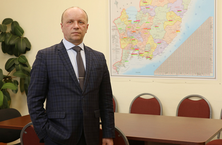 Как бесплатно получить профессию или повысить квалификацию рассказали приморцам.